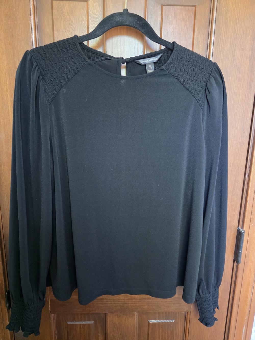 Banana Republic Black Smocked Top Long Sleeve Size Med See Closeup Details